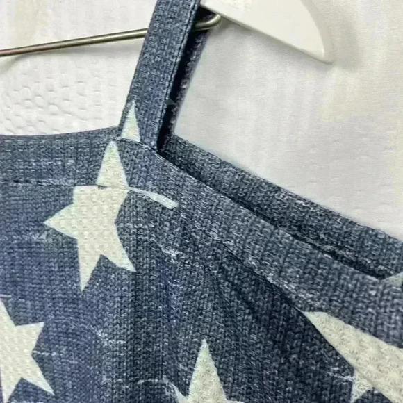 Women’s Blue Tee Shirt White Star Pattern Short Sleeves Shoulder Cutout 2XL - Picture 4 of 7